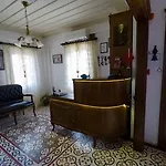Tas Bahce Cunda Ayvalı