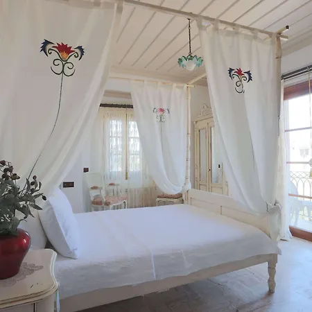 Hotel Tas Bahce Cunda *